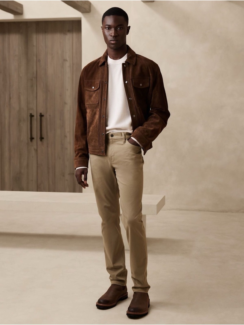 NEW Banana Republic Slim Traveler Pant 2.0 in Khaki